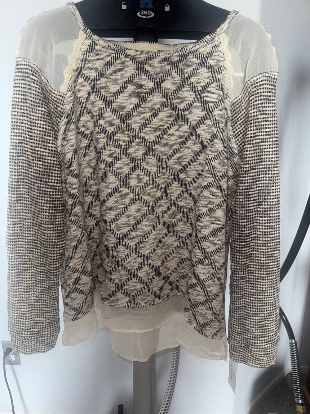 Maison Jules Cream and Black Scoop-Neck Knit Sweater